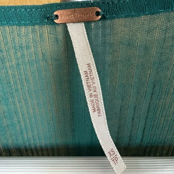 Free People Day Dreaming Top in Teal - Picture 6 of 10